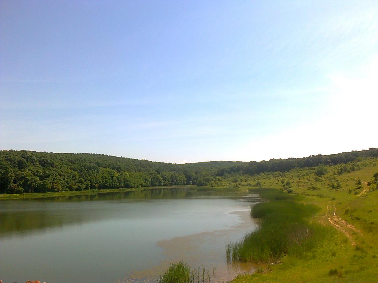 Lacul-de-la-Șauaieu-1 Lacul-de-la-Șauaieu-1